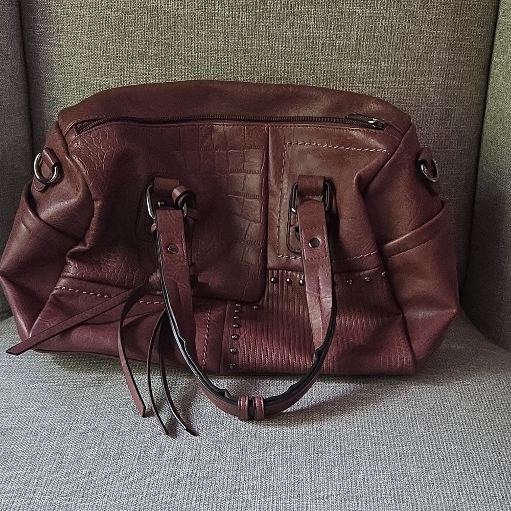 Dasein Burgundy Barrel Bag With Shoulder/Crossbody Strap. 13x9x6.5